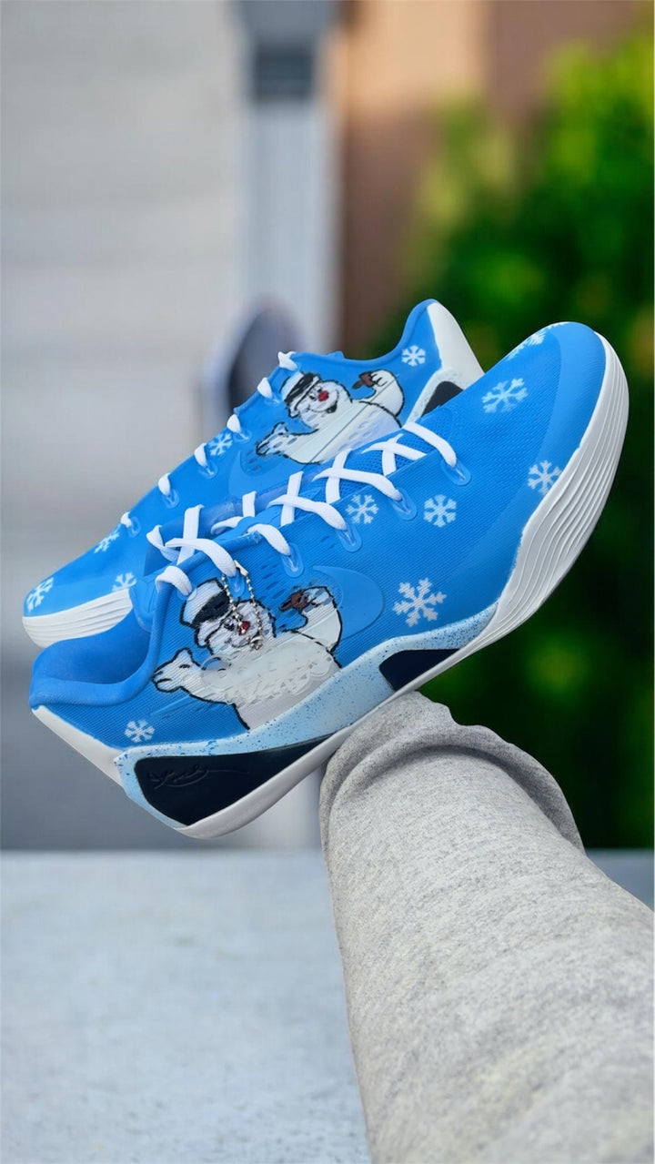 Custom basketball Frosty Themed Kobe 8s