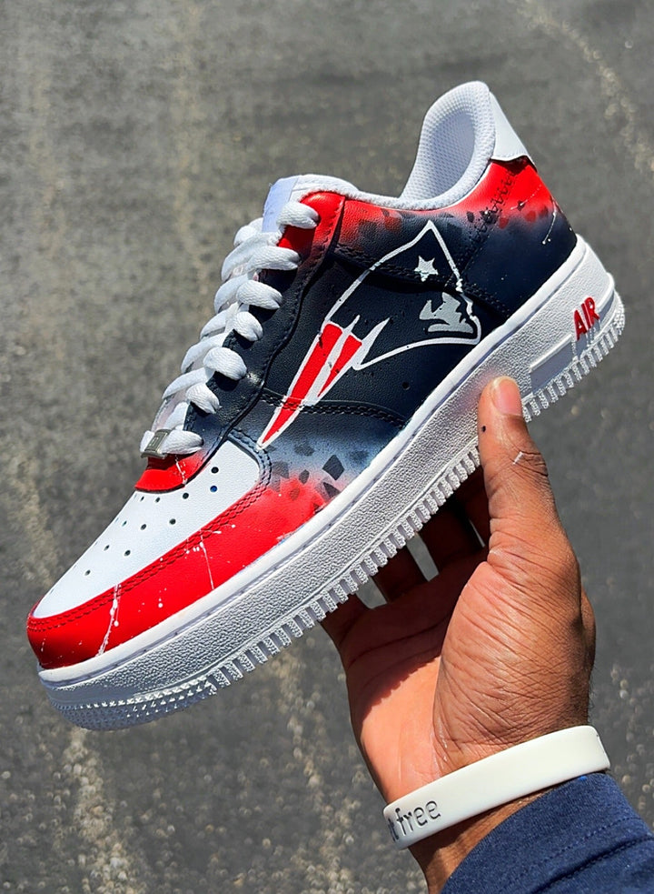 Custom nfl patriots sneaker with red n navy blue color fade 